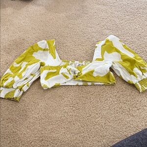 Trendy Olive and White Crop Top